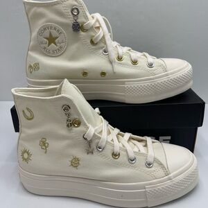 Converse WMNS High-Top Platform Sneakers A13406C CTAS LIFT HI EORIET/GOLD/SILVER